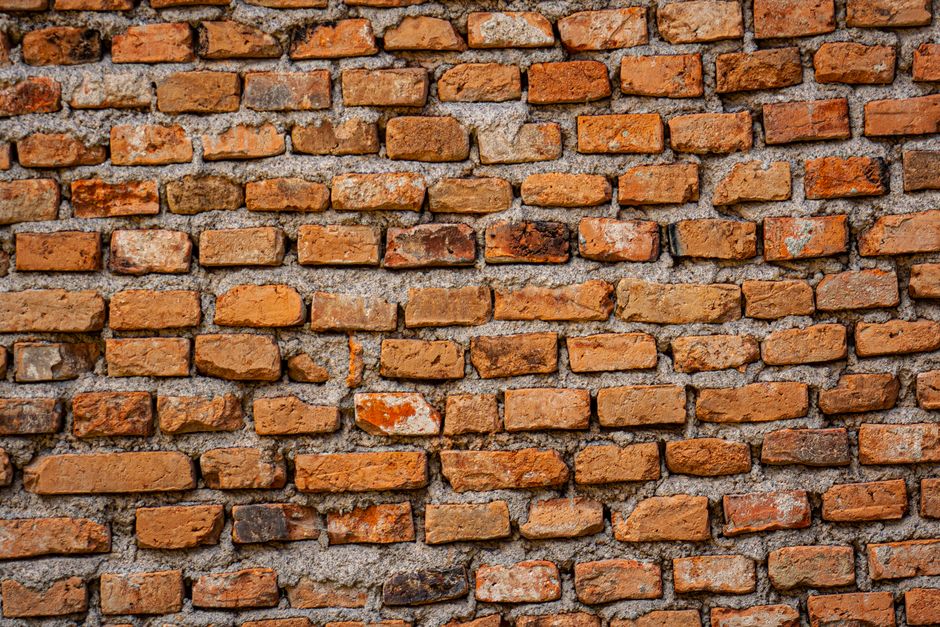 Tuckpointing and mortar joint restoration